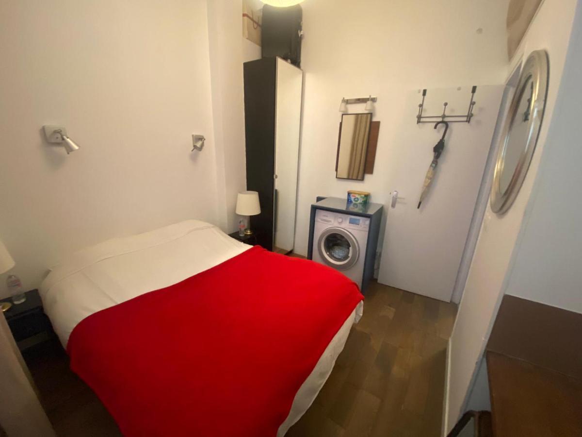 Cocoon Gallery Bed & Breakfast Parijs